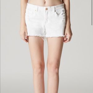 Blank nyc Essex short in white new with tags